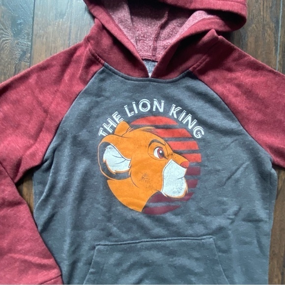 Disney The Lion King Sweatshirt - Picture 3 of 4